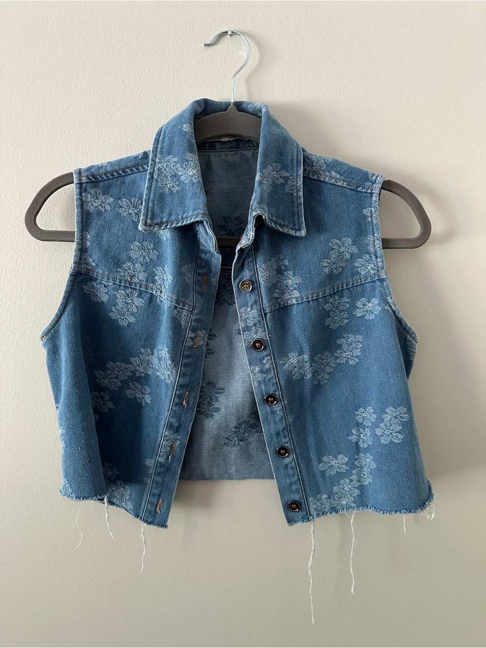 Floral Print Denim Distressed Vest in Medium Blue